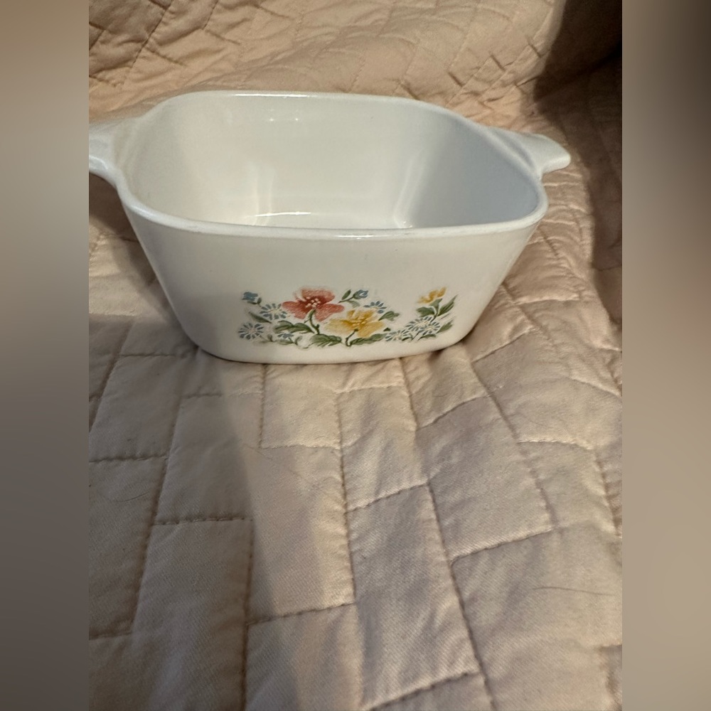 Corning Ware Autumn Meadow Casserole no lid